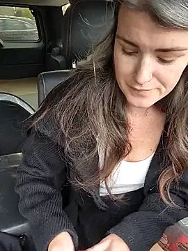 Snapshot of Lilmissvyx chatting on 10-10-25, 03:22 Lilmissvyx online show from 10-10-25, 03:22