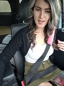 Snapshot of Lilmissvyx chatting on 01-12-26, 04:45 Lilmissvyx online show from 01-12-26, 04:45