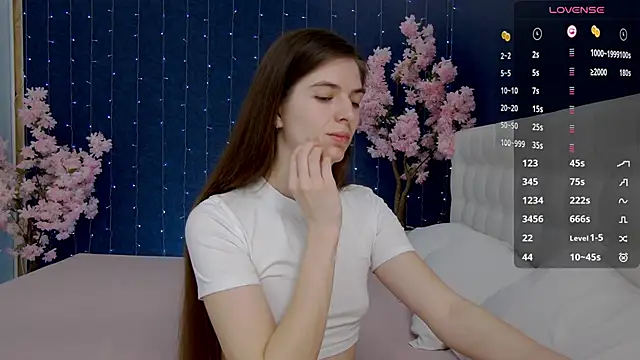 Snapshot of -Mirror-Girl- chatting on 03-11-25, 03:16 -Mirror-Girl- online show from 03-11-25, 03:16