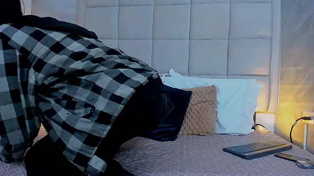 Hecatee 77 online show from 10-01-25, 08:26