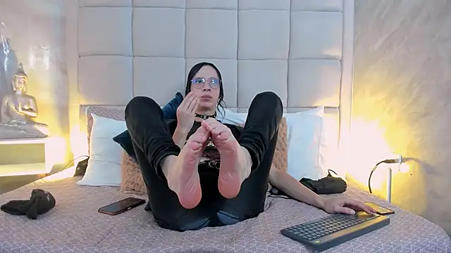 Hecatee 77 online show from 10-02-25, 07:43