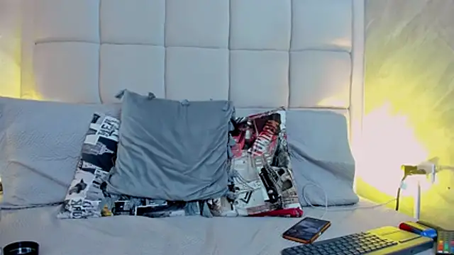 Hecatee 77 online show from 11-07-25, 07:36