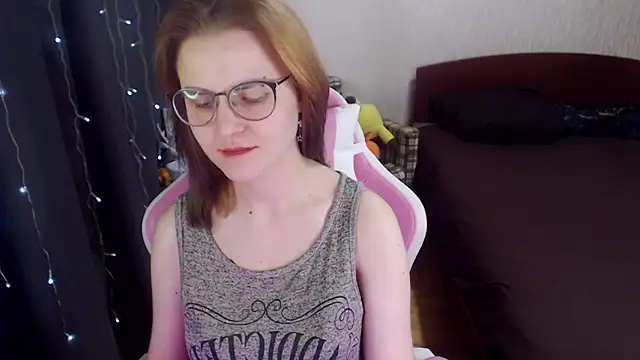 MissBrightShine online show from 02-04-25, 11:27