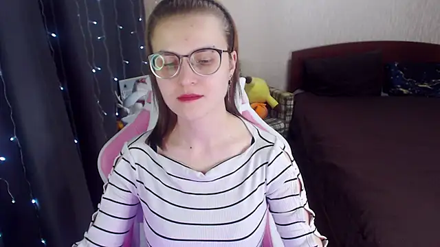 MissBrightShine online show from 02-05-25, 12:49