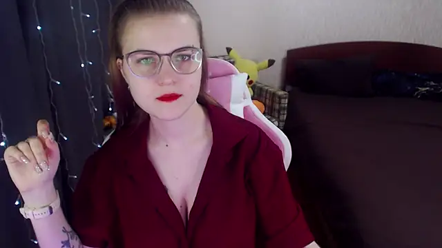 MissBrightShine online show from 02-13-25, 09:51