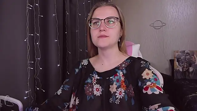 MissBrightShine online show from 09-13-25, 09:42