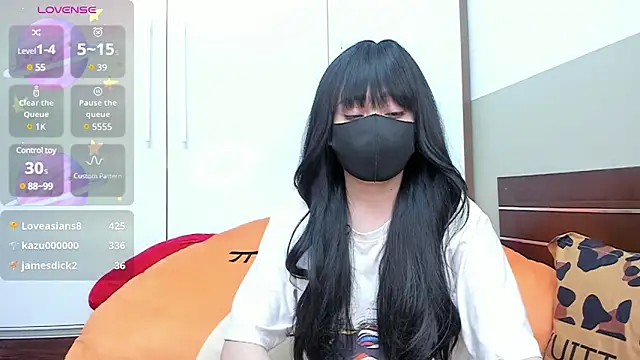 Snapshot of alonelove__ chatting on 02-25-25, 06:58 alonelove online show from 02-25-25, 06:58