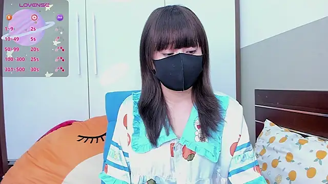 Snapshot of alonelove__ chatting on 09-21-25, 02:35 alonelove online show from 09-21-25, 02:35