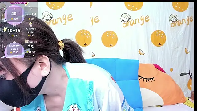 Snapshot of alonelove__ chatting on 10-10-25, 02:21 alonelove online show from 10-10-25, 02:21