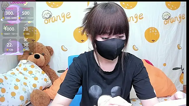 Snapshot of alonelove__ chatting on 10-14-25, 02:45 alonelove online show from 10-14-25, 02:45