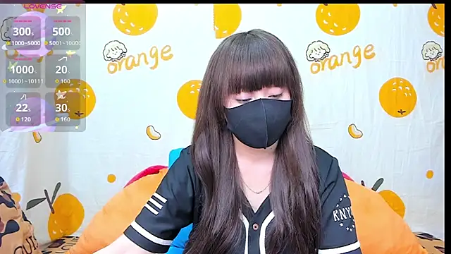 Snapshot of alonelove__ chatting on 10-23-25, 02:33 alonelove online show from 10-23-25, 02:33