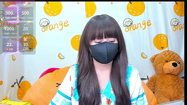 Snapshot of alonelove__ chatting on 10-29-25, 02:36 alonelove online show from 10-29-25, 02:36