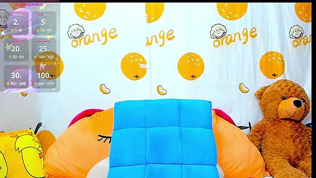 Snapshot of alonelove__ chatting on 10-30-25, 02:35 alonelove online show from 10-30-25, 02:35