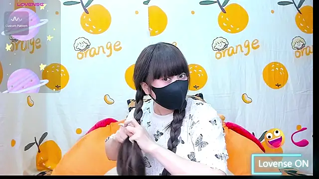 Snapshot of alonelove__ chatting on 11-20-25, 02:12 alonelove online show from 11-20-25, 02:12