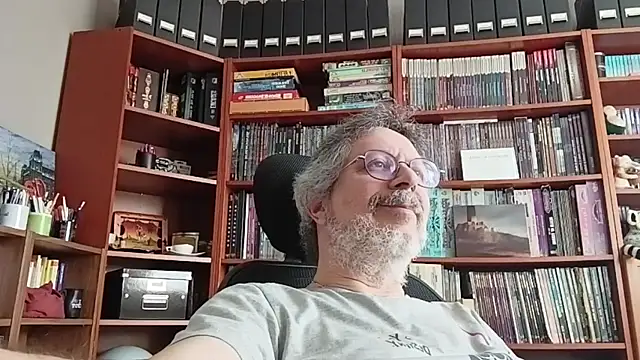 Mandra is a whore online show from 11-09-25, 01:09