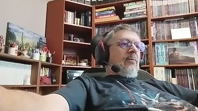 Mandra is a whore online show from 11-26-25, 08:48