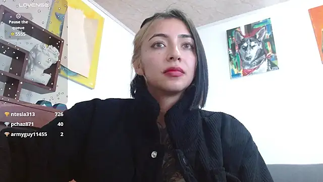 ZoeBakers  online show from 01-29-25, 03:58