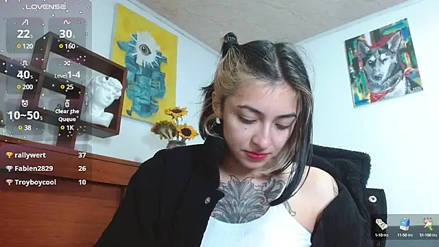 ZoeBakers  online show from 02-19-25, 11:28