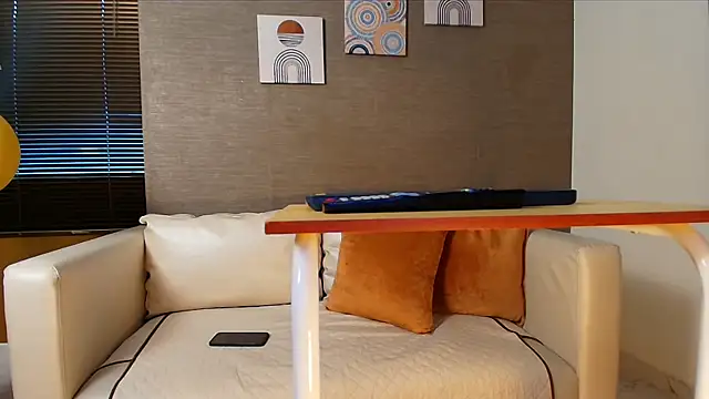 Sophie LittleS online show from 01-30-25, 11:33