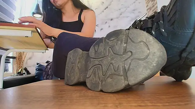 Sophie LittleS online show from 05-28-26, 12:57