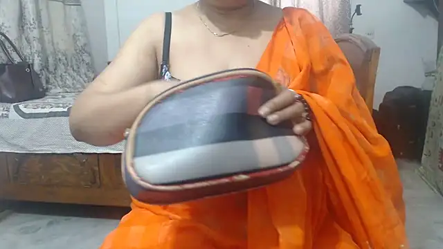 Snapshot of sexy_jaaan chatting on 06-23-26, 03:04 sexy jaaan online show from 06-23-26, 03:04