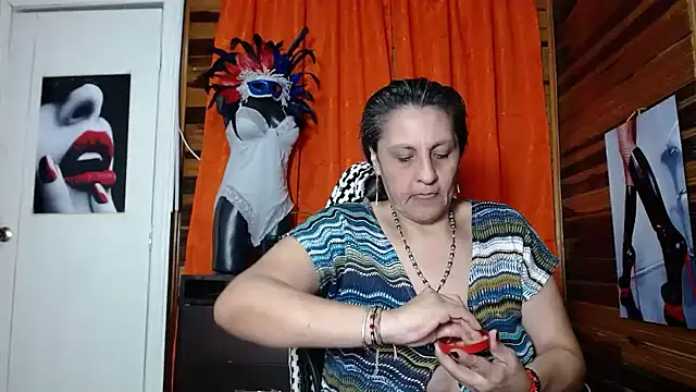 merlyna goldens online show from 01-28-25, 03:15