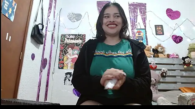 Snapshot of Saray_extrovert_ chatting on 12-07-24, 09:39 Saray extrovert online show from 12-07-24, 09:39