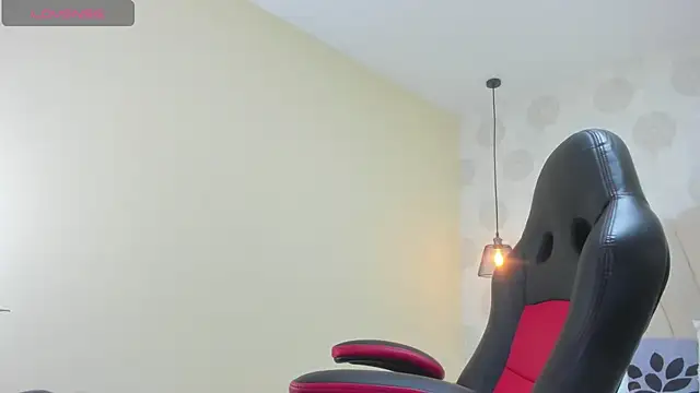 Snapshot of valery_smitd chatting on 02-19-25, 12:44 valery smitd online show from 02-19-25, 12:44