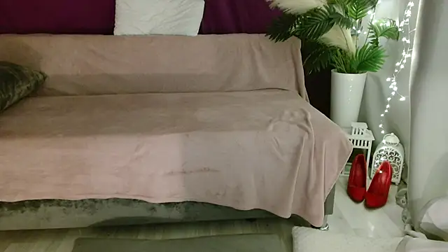 Imcarrieberry online show from 10-03-25, 02:25