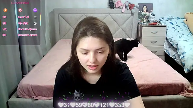 Snapshot of juliettkalen chatting on 05-11-26, 04:40 juliettkalen online show from 05-11-26, 04:40