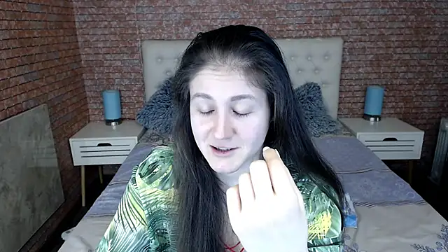 Holliy Cooper online show from 03-14-25, 09:24