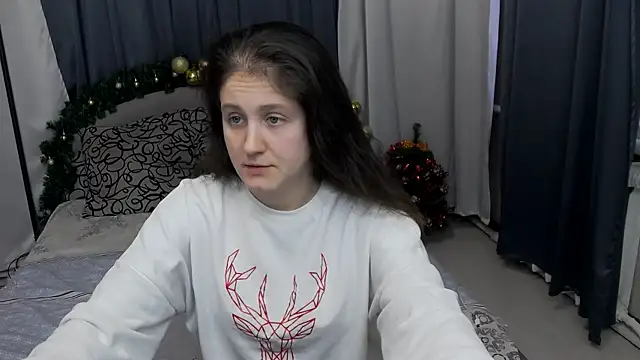 Snapshot of Holliy_Cooper chatting on 01-06-26, 10:19 Holliy Cooper online show from 01-06-26, 10:19