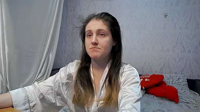 Snapshot of Holliy_Cooper chatting on 02-21-26, 08:37 Holliy Cooper online show from 02-21-26, 08:37