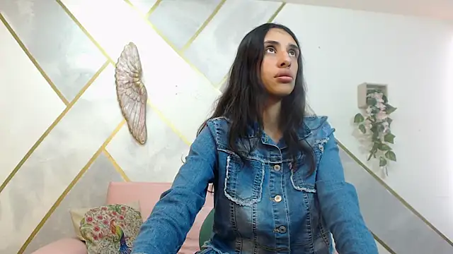 RoxanaCyrano  online show from 11-14-25, 07:12