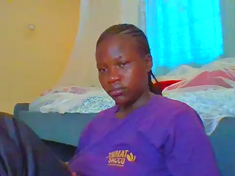 prettychic5 online show from 04-17-26, 06:38