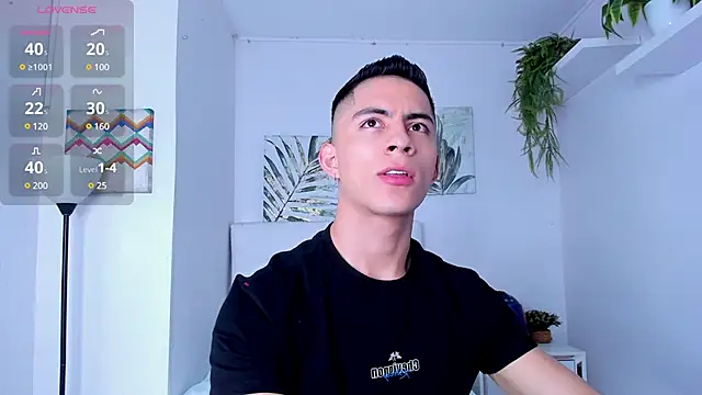 Snapshot of Matty_Adams chatting on 03-02-25, 04:10 Matty Adams online show from 03-02-25, 04:10