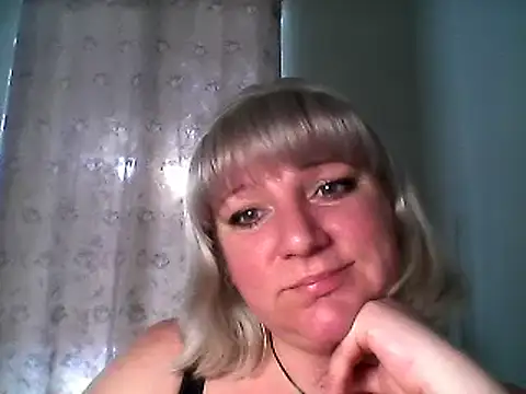 Snapshot of MeilomaWesa chatting on 03-17-25, 01:29 MeilomaWesa online show from 03-17-25, 01:29