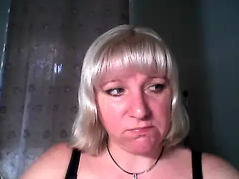 Snapshot of MeilomaWesa chatting on 03-19-25, 02:13 MeilomaWesa online show from 03-19-25, 02:13