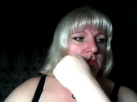 Snapshot of MeilomaWesa chatting on 03-20-25, 05:25 MeilomaWesa online show from 03-20-25, 05:25