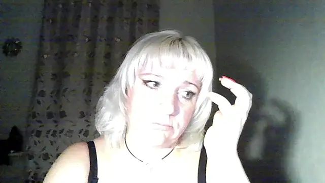 Snapshot of MeilomaWesa chatting on 09-11-25, 08:53 MeilomaWesa online show from 09-11-25, 08:53