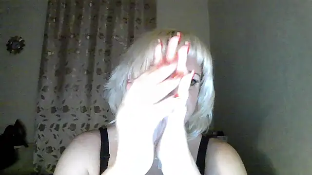 Snapshot of MeilomaWesa chatting on 09-17-25, 10:55 MeilomaWesa online show from 09-17-25, 10:55