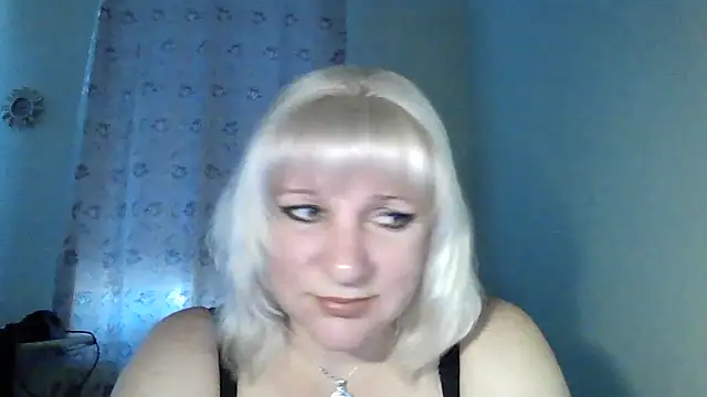 Snapshot of MeilomaWesa chatting on 11-18-25, 06:29 MeilomaWesa online show from 11-18-25, 06:29