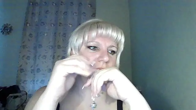 Snapshot of MeilomaWesa chatting on 12-04-25, 12:47 MeilomaWesa online show from 12-04-25, 12:47