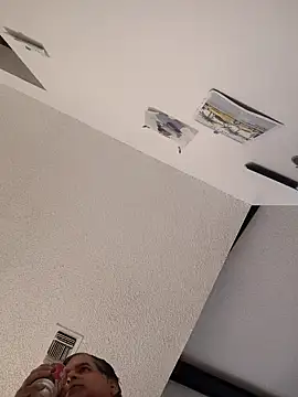 Peachestabby147 online show from 09-23-25, 05:05