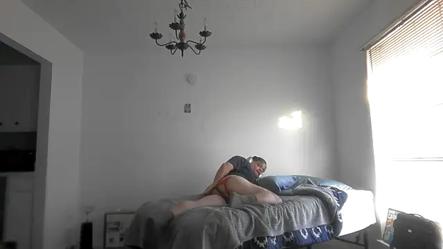 Peachestabby147 online show from 02-25-26, 01:43