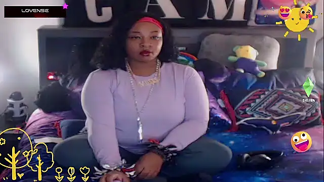 Snapshot of temptressbeauty24 chatting on 03-15-25, 03:18 temptressbeauty24 online show from 03-15-25, 03:18