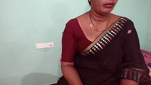 Snapshot of shrutitelugu69 chatting on 05-03-26, 02:56 shrutitelugu69 online show from 05-03-26, 02:56