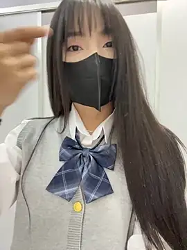 Snapshot of Asia-Lynn chatting on 12-19-25, 11:17 Asia-Lynn online show from 12-19-25, 11:17