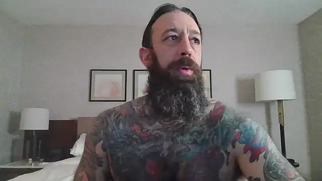 StevenRiseNYC online show from 10-26-25, 01:28