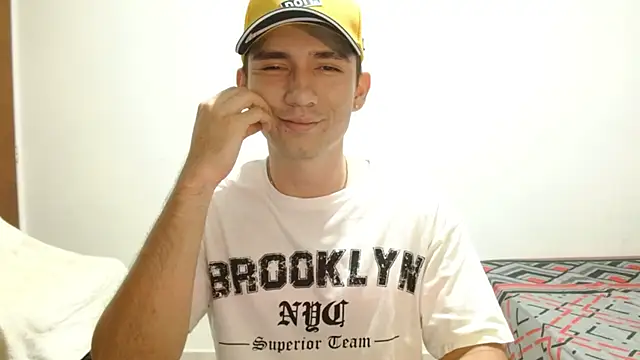Snapshot of ChicoMaloFfF chatting on 05-01-26, 11:42 ChicoMaloFfF online show from 05-01-26, 11:42